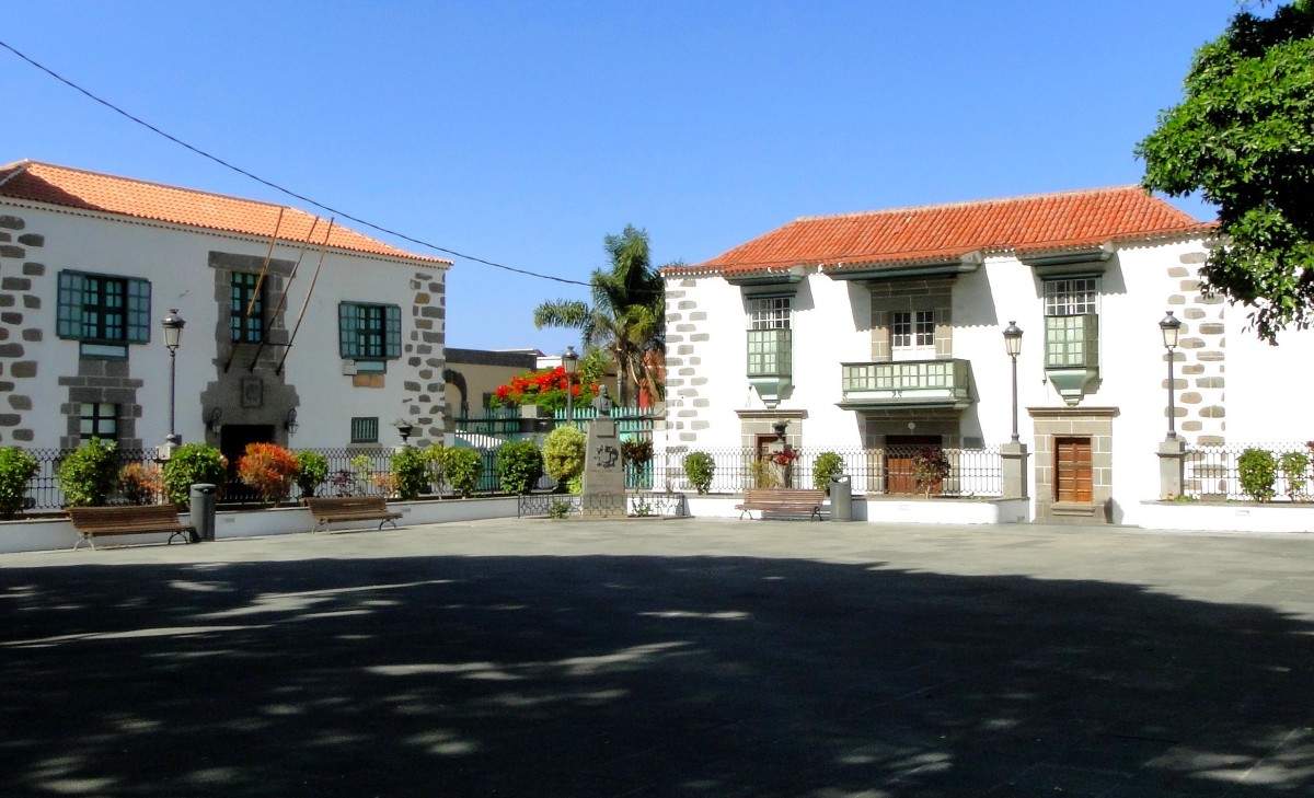 Zdjęcia: Gran Canaria, Wyspy Kanaryjskie, Miasteczka Gran Canarii - Telde, HISZPANIA Zdjęcia: Gran Canaria, Wyspy Kanaryjskie, Miasteczka Gran Canarii - Telde, HISZPANIA