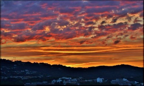 Zdjecie HISZPANIA / Katalonia / Lloret de Mar / O godz. 4.oo  w Lloret de Mar