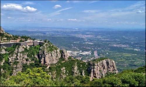 Zdjecie HISZPANIA / Katalonia / Montserrat / Wdrujc po Montserrat