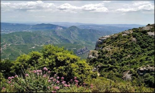 Zdjecie HISZPANIA / Katalonia / Montserrat / Wdrujc po Montserrat