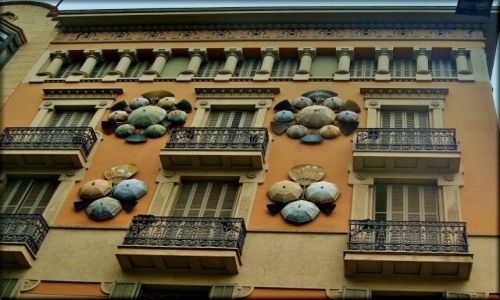 Zdjęcie HISZPANIA / Katalonia / Barcelona - Ramblas / Dom Parasoli - Casa dels Paraďgues