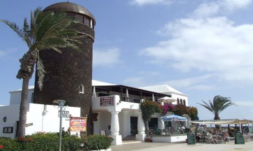 Zdjcie HISZPANIA / Fuerteventura / Caleta de Fustes / Latarnia Morska