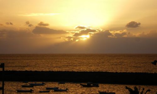 Zdjecie HISZPANIA / Lanzarote / Costa Tegiuse / wschd soca Costa Teguise