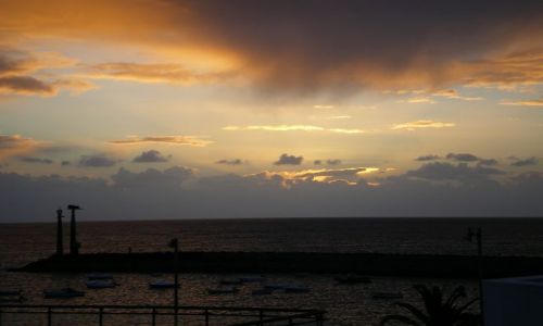 Zdjecie HISZPANIA / Lanzarote / Costa Tegiuse / Wschd soca 2 Costa Teguise