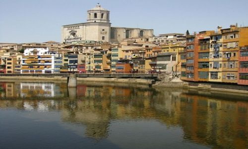 Zdjęcie HISZPANIA / Katalonia / Girona / widok znad rzeki