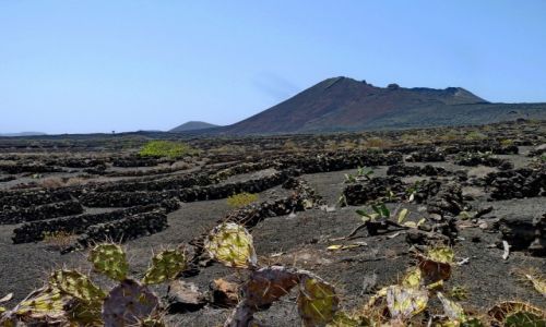 Zdjecie HISZPANIA / Lanzarote / Lanzarote / Wygasy wulkan 