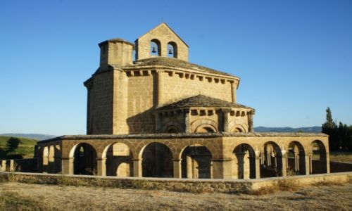 Zdjcie HISZPANIA / Nawarra  / w pobliu Muruzabal /  Iglesia de Santa Maria de Eunate