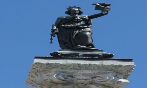 Zdjcie HISZPANIA / Navarra / Pampeluna / Na stray prawa