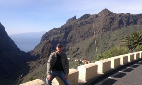 Zdjęcie HISZPANIA / Wyspy Kanaryjskie, Teneryfa / Maska / Teneryfa