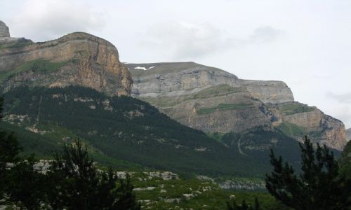 Zdjecie HISZPANIA / Pireneje hiszpaskie / okolice Torli / P.N. Ordesa y Monte Perdido