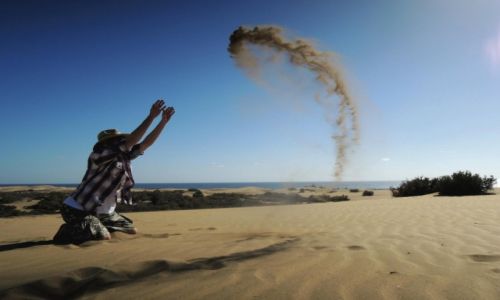 Zdjecie HISZPANIA / Wyspy Kanaryjskie /  Pustynia Corralejo  / The spirit of the desert