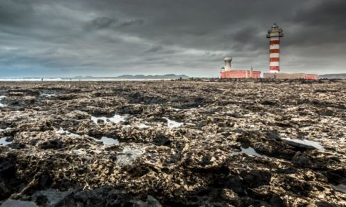 Zdjęcie HISZPANIA / Fuerteventura / El Cotillo / latarnia morska