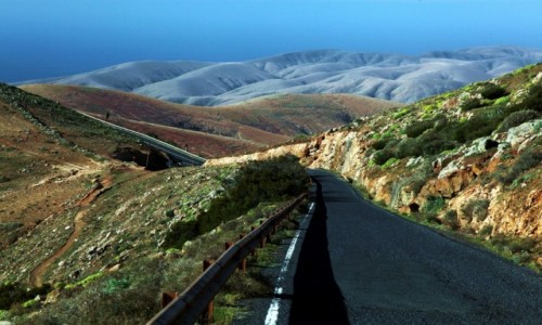 Zdjecie HISZPANIA / Fuerteventura/Wyspy Kanaryjskie / Mirador Morro Velosa / Droga