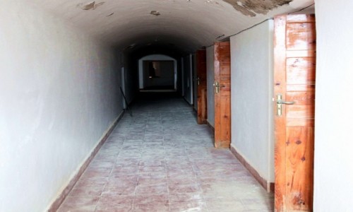 Zdjcie HISZPANIA / Fuerteventura/Wyspy Kanaryjskie / Pwysep Jandia/Cofete / Korytarz, w podziemnej kondygnacji willi Gustawa Wintera