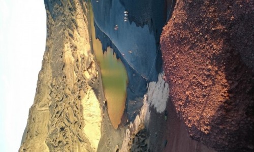 Zdjecie HISZPANIA / Lanzarote / Park NarodowyTimanfaya okolice  / Zielone jezioro Charco Verde