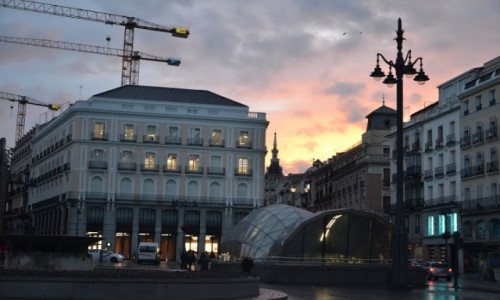 Zdj�cie HISZPANIA / Madryt / Madryt / Wsch�d s�o�ca