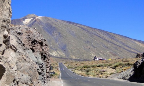 Zdjcie HISZPANIA / Wyspy Kanaryjskie / Teneryfa, Park Narodowy del Teide / Droga na wulkan.