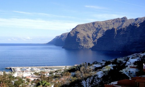 HISZPANIA / Wyspy Kanaryjskie / Teneryfa / Los  Gigantes.