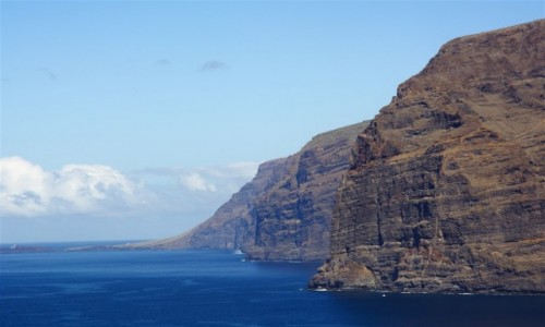 Zdjcie HISZPANIA / Teneryfa; gmina Santiago del Teide / LOS GIGANTES / Olbrzymy