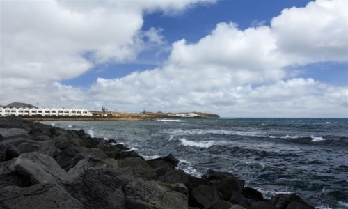 Zdjcie HISZPANIA / Wyspy Kanaryjskie - Lanzarote / Costa Teguise / wietrzna pogoda w Costa Teguise