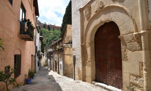 Zdjecie HISZPANIA / Andaluzja / Grenada / Uliczka w Grenadzie