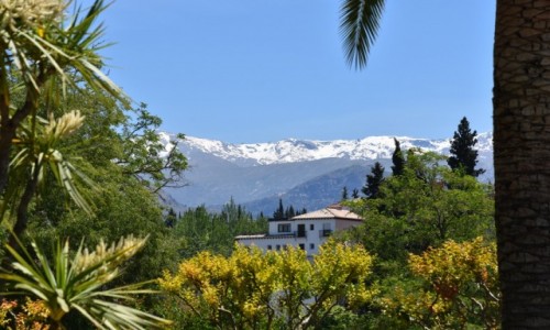 Zdjcie HISZPANIA / Andaluzja / Grenada / Widok z Alhambry na Sierra Nevada