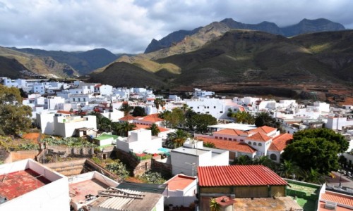 Zdjcie HISZPANIA / Gran Canaria / Agaete / Widok na Agaete
