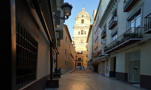 Zdjcie HISZPANIA / Andaluzja / Malaga / W drodze do katedry