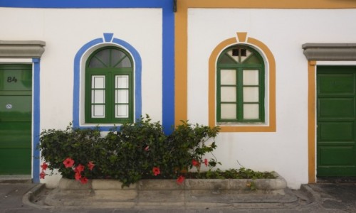 Zdjcie HISZPANIA / Wyspy Kanaryjskie - Gran Canaria / Puerto de Mogan / kolory Puerto de Mogan