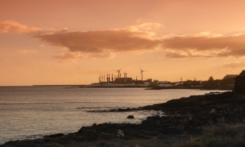 Zdjcie HISZPANIA / Wyspy Kanaryjskie - Lanzarote / Arrecife / odsalarnia wody morskiej