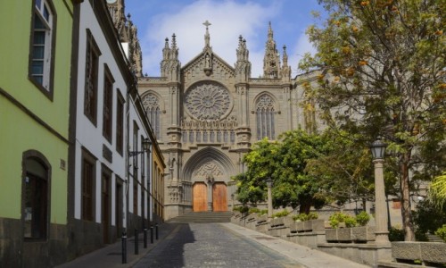 Zdjcie HISZPANIA / Wyspy Kanaryjskie - Gran Canaria / Arucas / Iglesia de San Juan