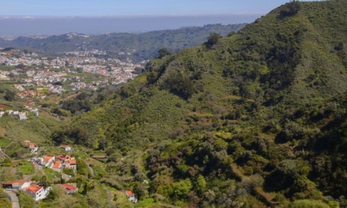 Zdjcie HISZPANIA / Wyspy Kanaryjskie - Gran Canaria / Valleseco / widok na miasteczkoTeror