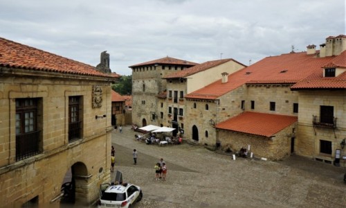 Zdjcie HISZPANIA / Cantabria / . / Santilliana del Mar 