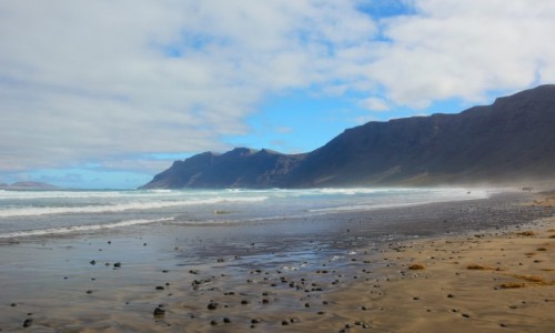 Zdjecie HISZPANIA / Wyspy Kanaryjskie / Lanzarote / plaa Famara