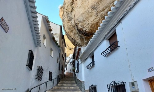 Zdjecie HISZPANIA / Andaluzja. / Prowincja Kadyks. / Setenil - ul. Herreria.