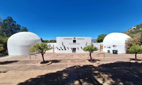 Zdjecie HISZPANIA / Andaluzja. / Mijas, /  Lokalne audytorium „Miguel Gonzlez Berral”.