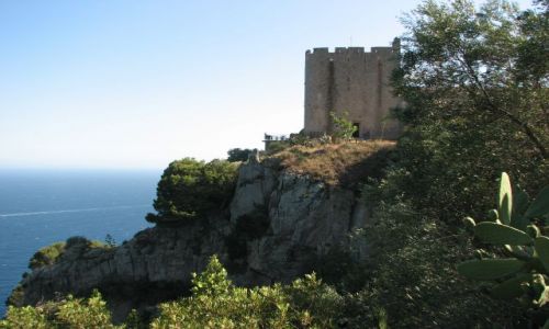 Zdjęcie HISZPANIA / COSTA BRAVA / Faro de San Sebastian  / CASTILLO