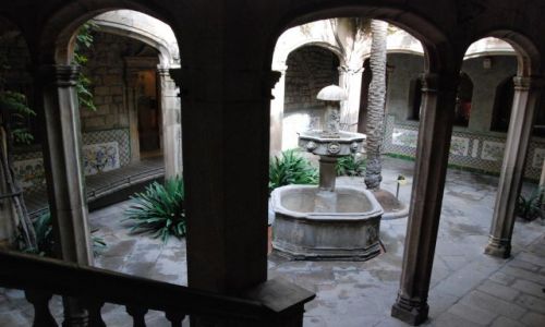 Zdjecie HISZPANIA / brak / Barcelona / W dzielnicy Gothic