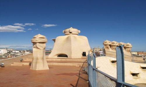 Zdjecie HISZPANIA / Barcelona / Barcelona / Na dachu Casa Mila