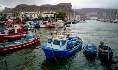 Zdjecie HISZPANIA / Gran Canaria / Puerto de Mogan / Malowniczy port Puerto de Mogan