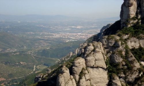Zdjecie HISZPANIA / brak / Gory Montserrat / widok z klasztoru
