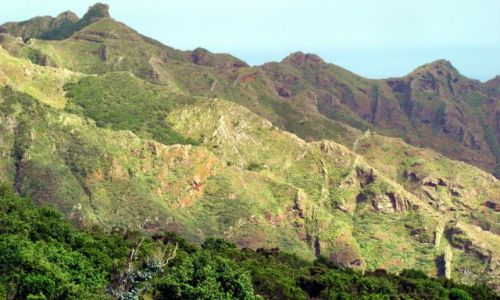 HISZPANIA / La Gomera / La Gomera / La Gomera - strome zbocze