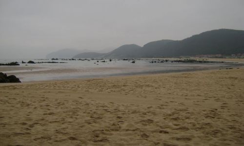 Zdjęcie HISZPANIA / - / niedaleko miasta Noja / Tu spaliśmy a za górami wcześniej byliśmy:)