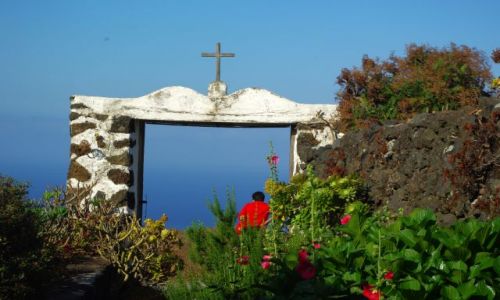 Zdjcie HISZPANIA / Wyspy Kanaryjskie, La Palma / okolice Villa de Mazo / Ogrd nad oceanem