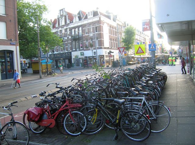 Zdjęcia: Centrum, Amsterdam, Ulica rowerow, HOLANDIA Zdjęcia: Centrum, Amsterdam, Ulica rowerow, HOLANDIA
