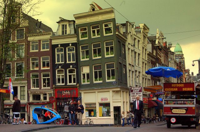 Zdjęcia: Amsterdam, pln-wsch, krzywy Amsterdam , HOLANDIA Zdjęcia: Amsterdam, pln-wsch, krzywy Amsterdam , HOLANDIA