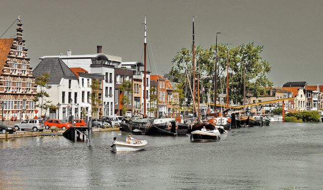 Zdjęcia: Leiden, Zuid Holland, Mieszkania na wodzie, HOLANDIA Zdjęcia: Leiden, Zuid Holland, Mieszkania na wodzie, HOLANDIA