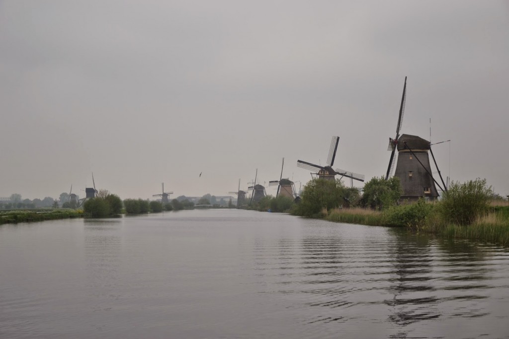 Zdjęcia: Kinderdijk, Holandia Południowa, Wiatraki w Kinderdijk, HOLANDIA Zdjęcia: Kinderdijk, Holandia Południowa, Wiatraki w Kinderdijk, HOLANDIA