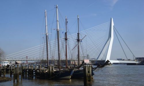 Zdjecie HOLANDIA / Zuid Holland / Rotterdam / Gdzie nowoczesnosc ze sredniowieczem sie laczy