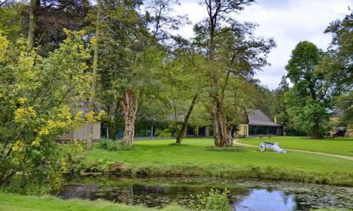 Zdjcie HOLANDIA / Drenthe / Leek / Armatka ozdobna